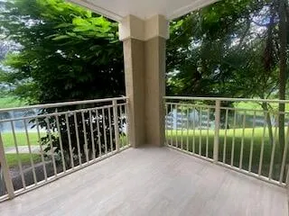 Unit 9-209 photo 5