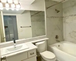 Unit 9-209 photo 7