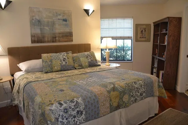 Residence photo 24
