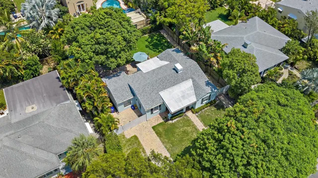 West Palm Beach Residence photo 16