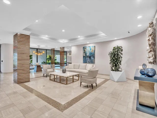 The Meridian Unit 108S photo 20