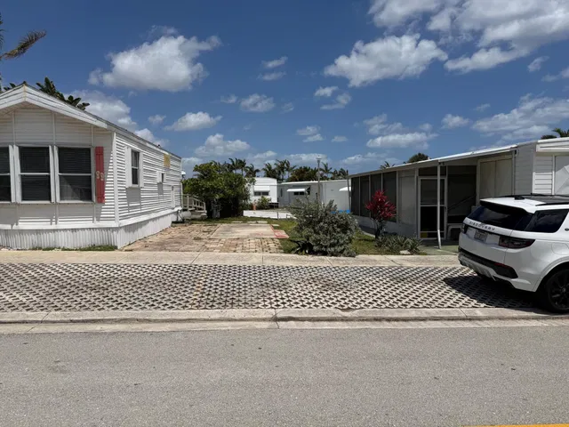 Residence photo 2