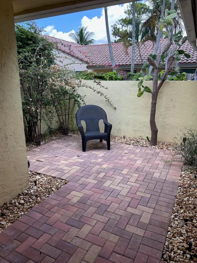 Residence photo 9