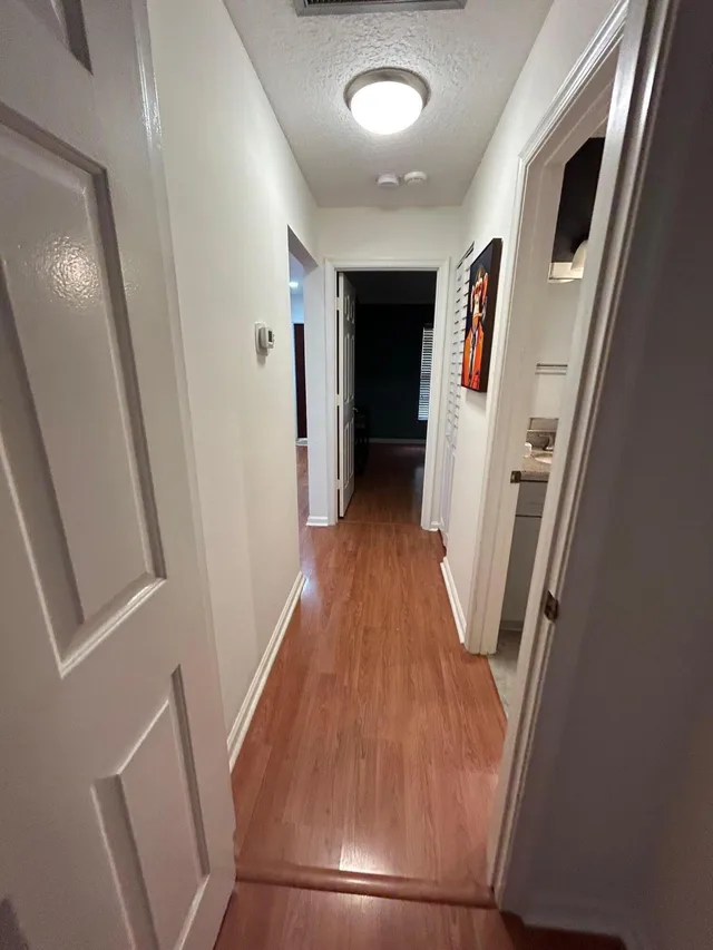 Residence photo 10