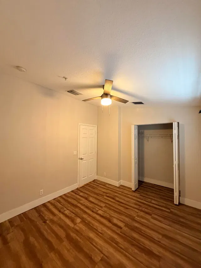Unit 1507 photo 15