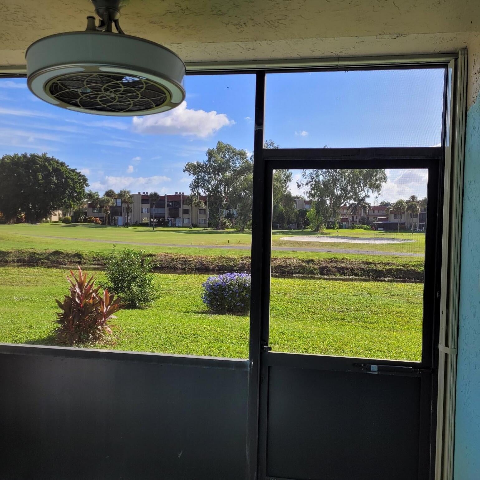 Unit 106 photo 10