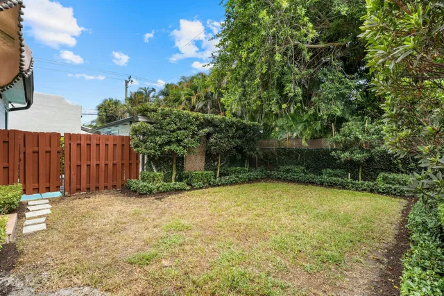  Residence photo 14