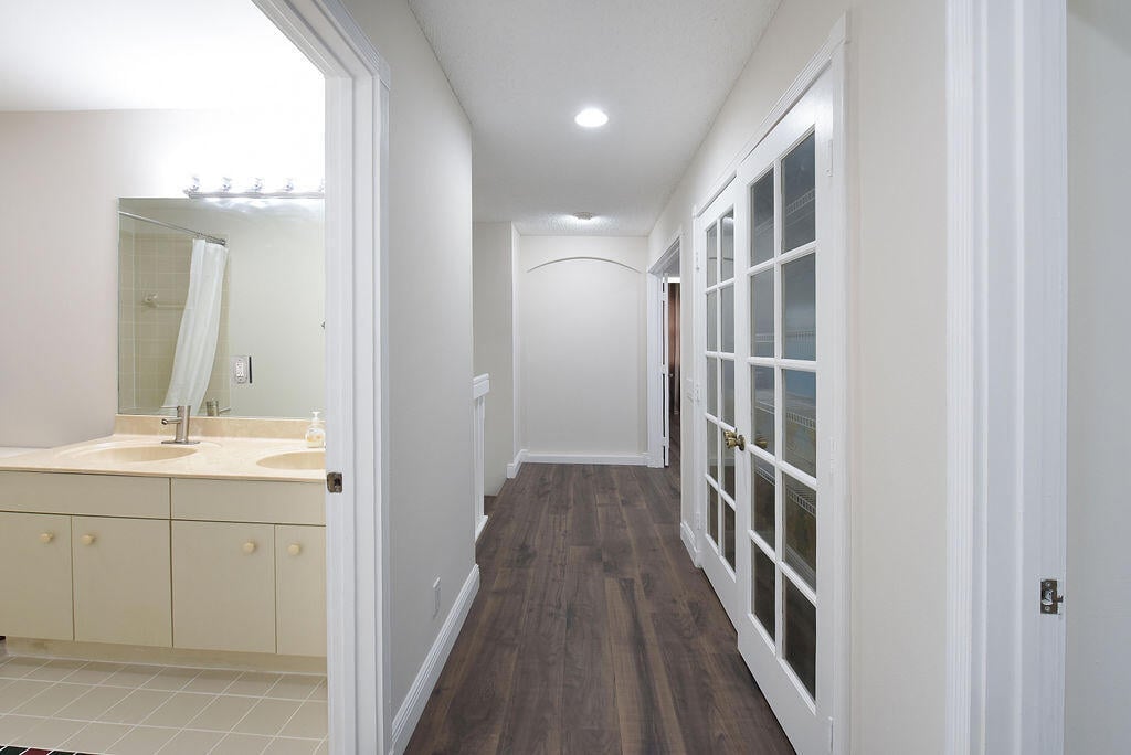Residence photo 24
