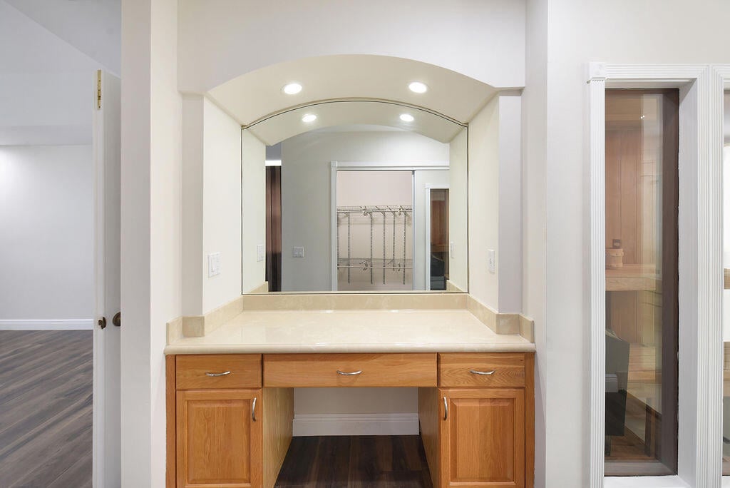 Residence photo 39