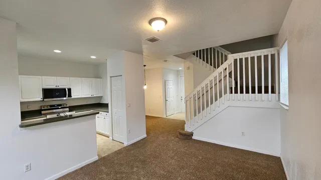 Residence photo 5