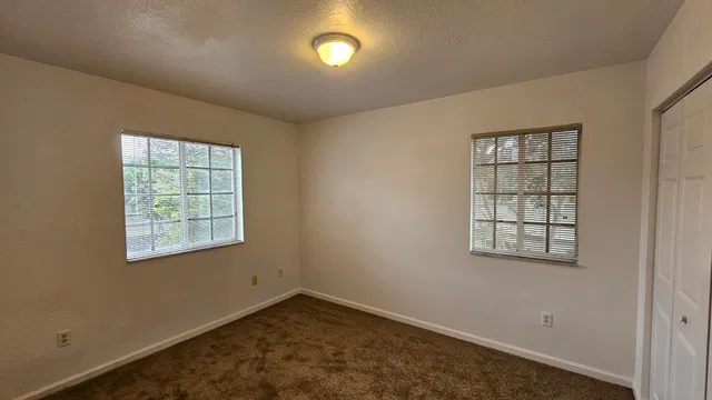 Residence photo 9