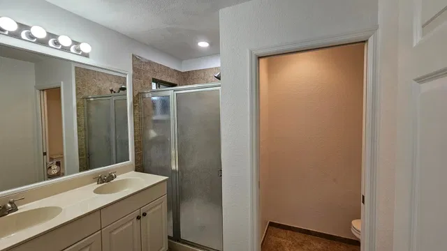 Residence photo 15