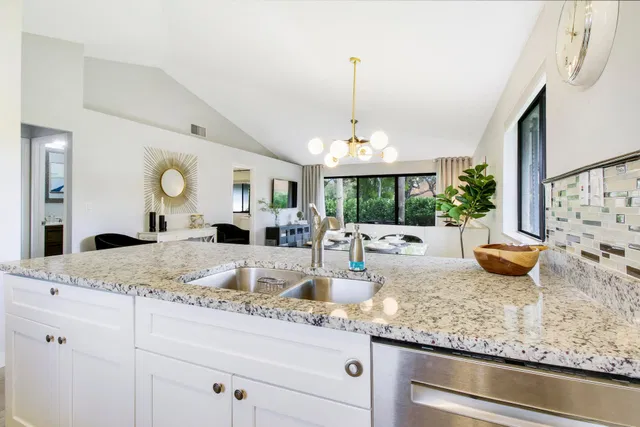 PGA National Palm Beach Gardens Residence photo 9