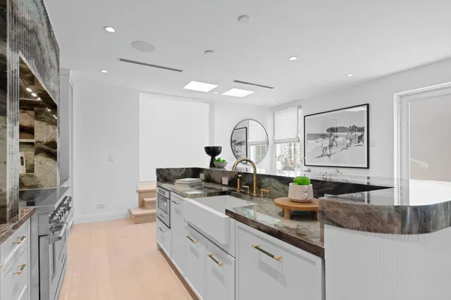 In-Town Palm Beach Unit 2nd floor photo 8