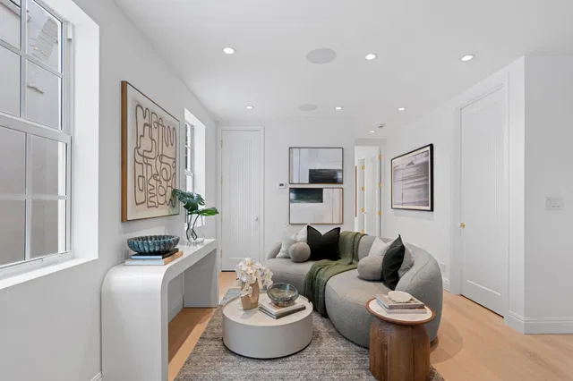 In-Town Palm Beach Unit 2nd floor photo 11