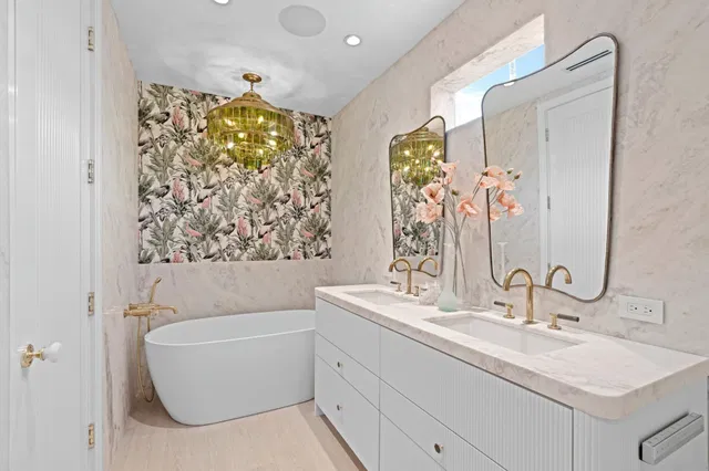 In-Town Palm Beach Unit 2nd floor photo 23