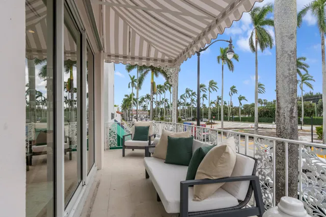 In-Town Palm Beach Unit 2nd floor photo 24