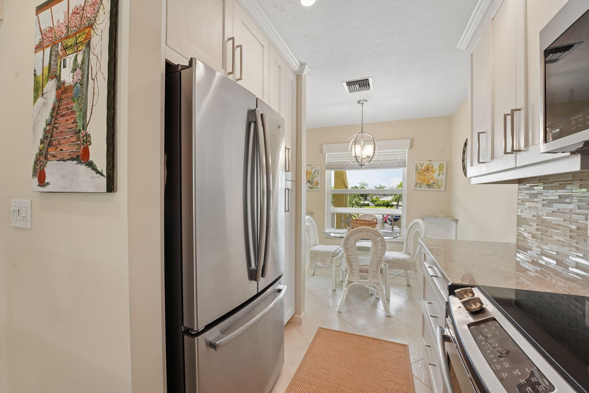 Unit 204 photo 7