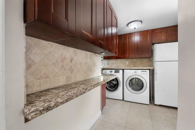 Residence photo 17