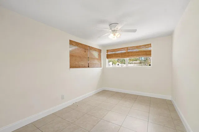 Residence photo 23