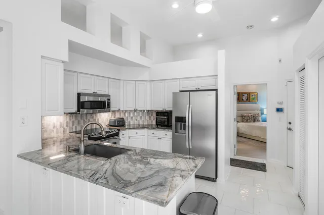  Residence photo 7