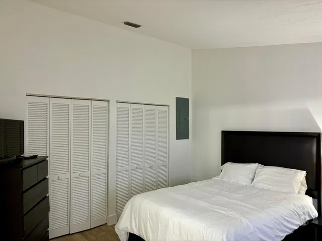 Residence photo 8