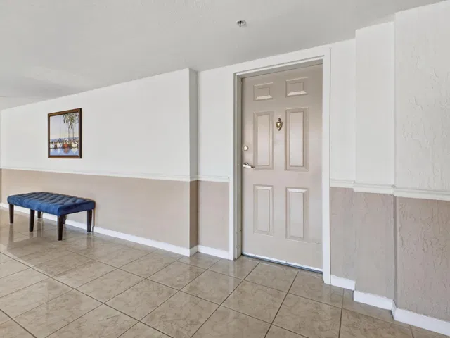 Flagler Pointe Unit 419 photo 6