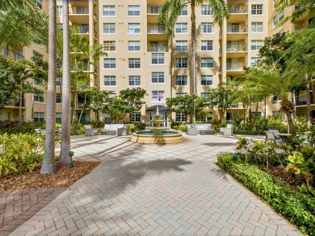 Flagler Pointe Unit 419 photo 31