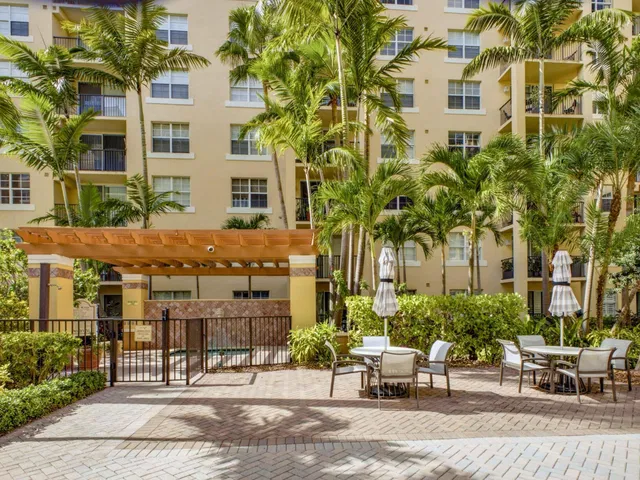 Flagler Pointe Unit 419 photo 32