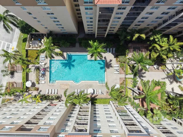 Flagler Pointe Unit 419 photo 35