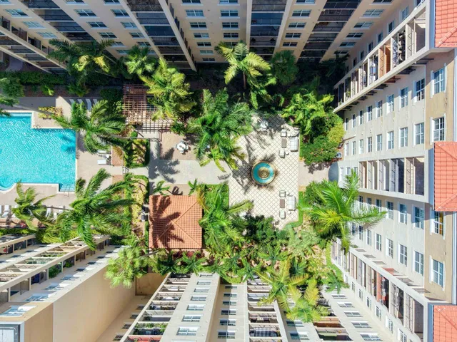 Flagler Pointe Unit 419 photo 36