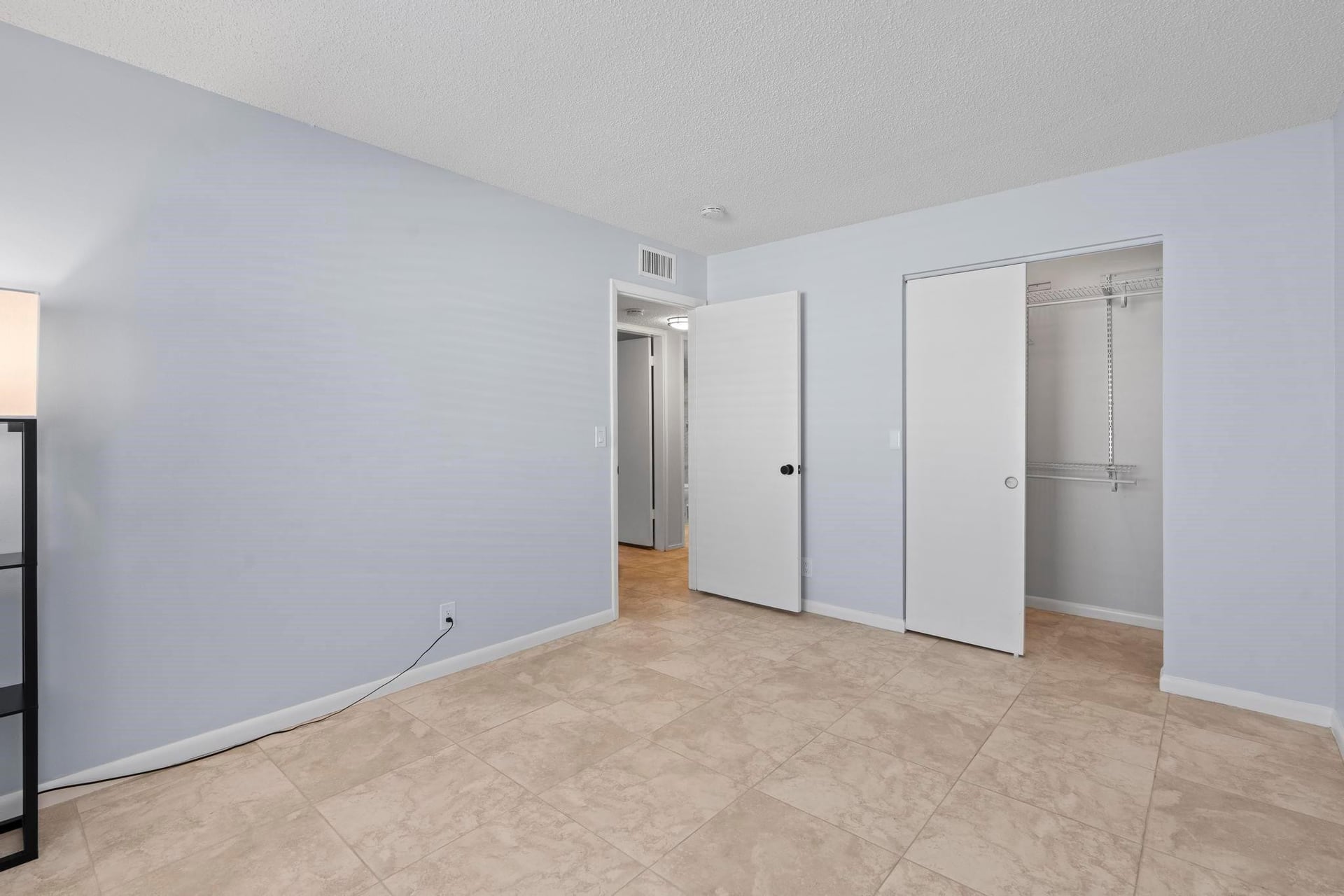 Unit 103 photo 12