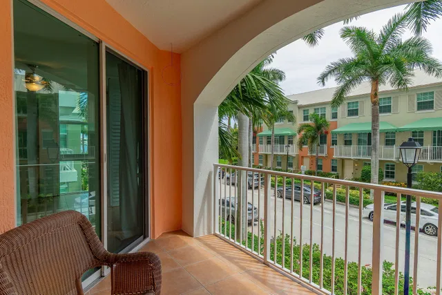 Windward Bay Lantana Unit 211 photo 5