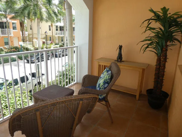 Windward Bay Lantana Unit 211 photo 6