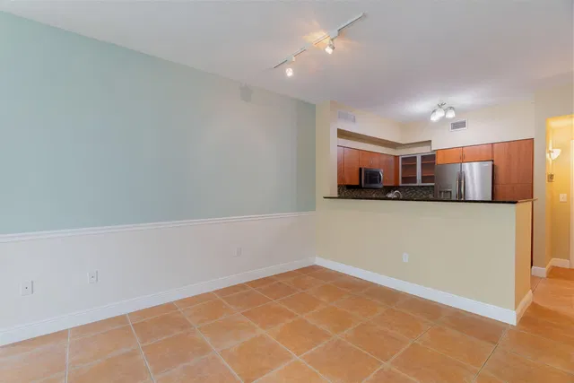 Windward Bay Lantana Unit 211 photo 7