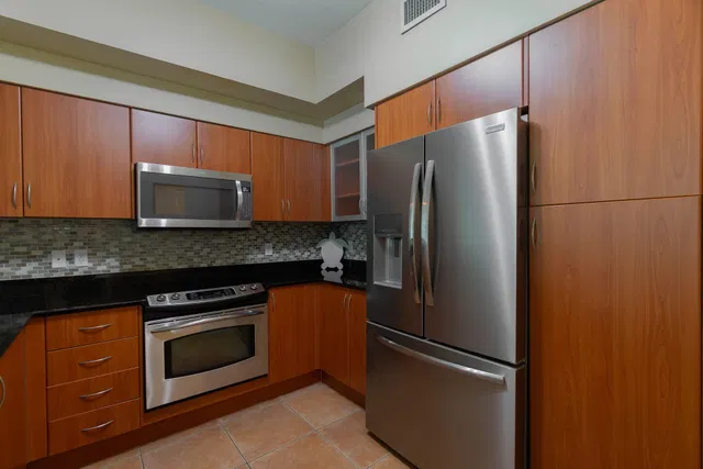 Windward Bay Lantana Unit 211 photo 8