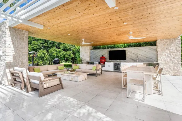 Homeland Residence photo 6