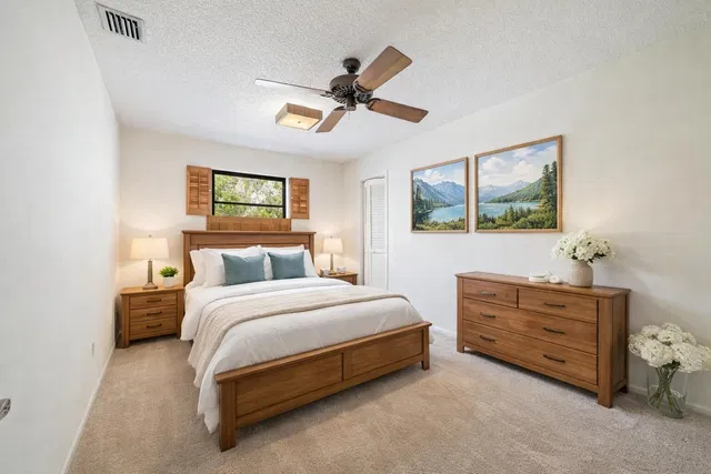  Residence photo 9