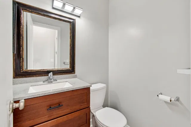 Unit C photo 6
