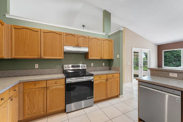  Residence photo 8