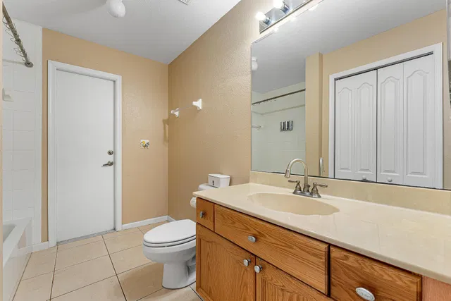  Residence photo 15