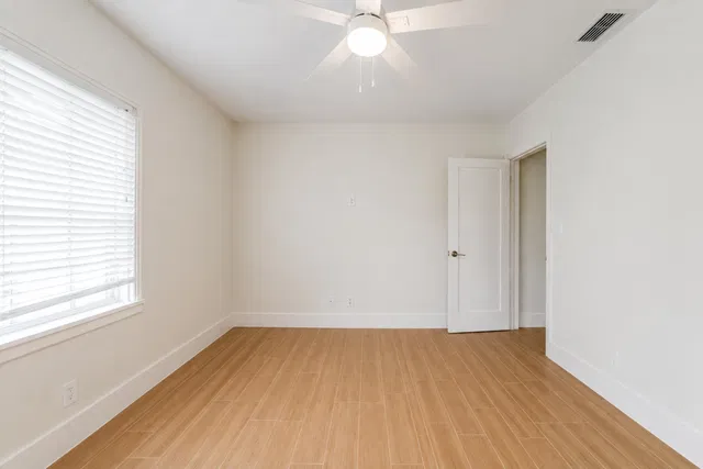 Residence photo 5