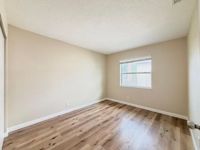  Residence photo 11