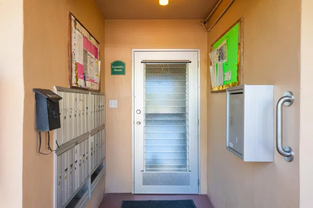  Residence photo 32