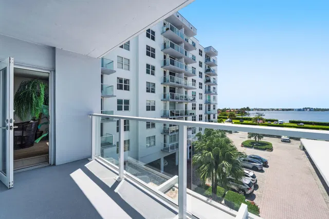 South Palm Beach Unit 3280 photo 8