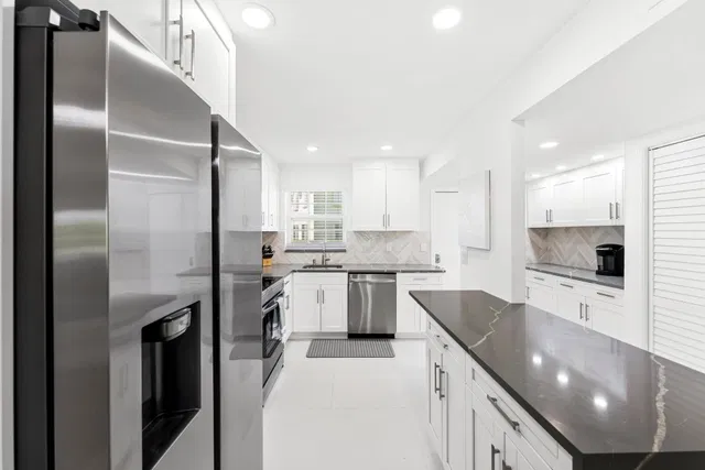 Singer Island Unit 167 photo 2