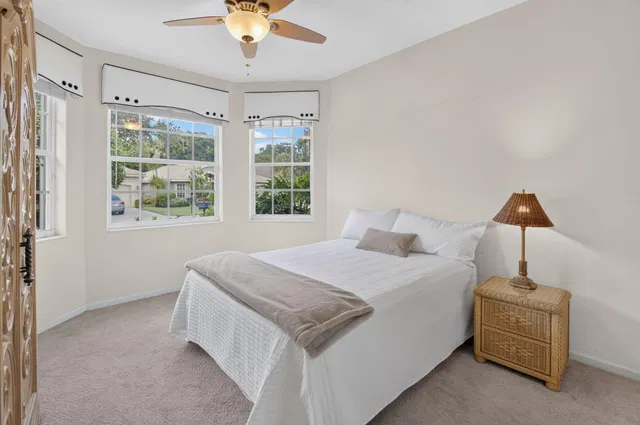 Residence photo 27
