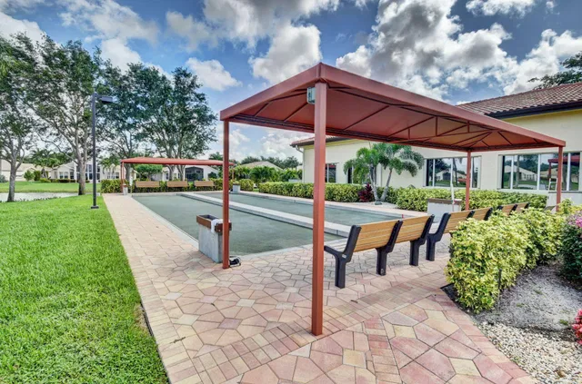 Residence photo 62