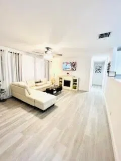 Residence photo 14