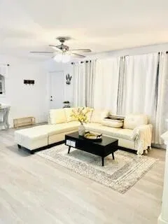Residence photo 17